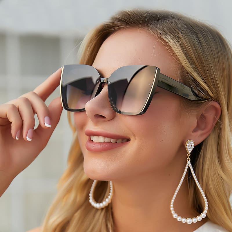 Clutch Bag with Hollow Floral Design