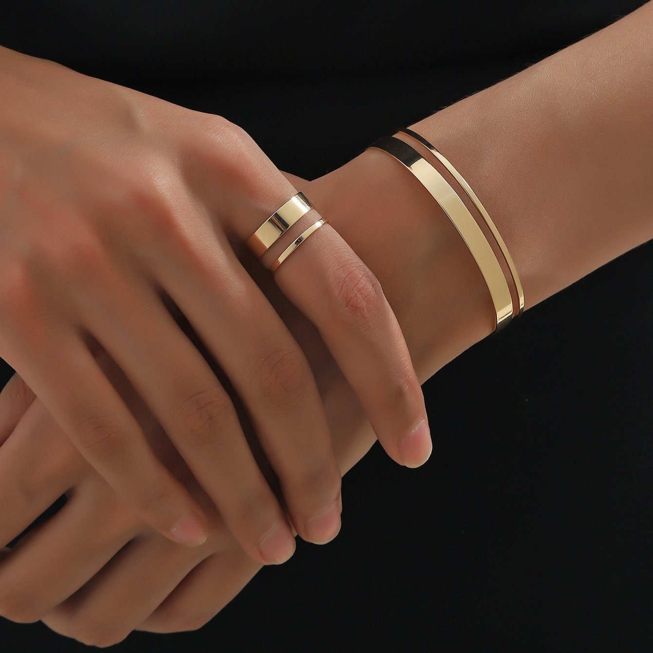 Minimalist Geometric Parallel Jewelry Set