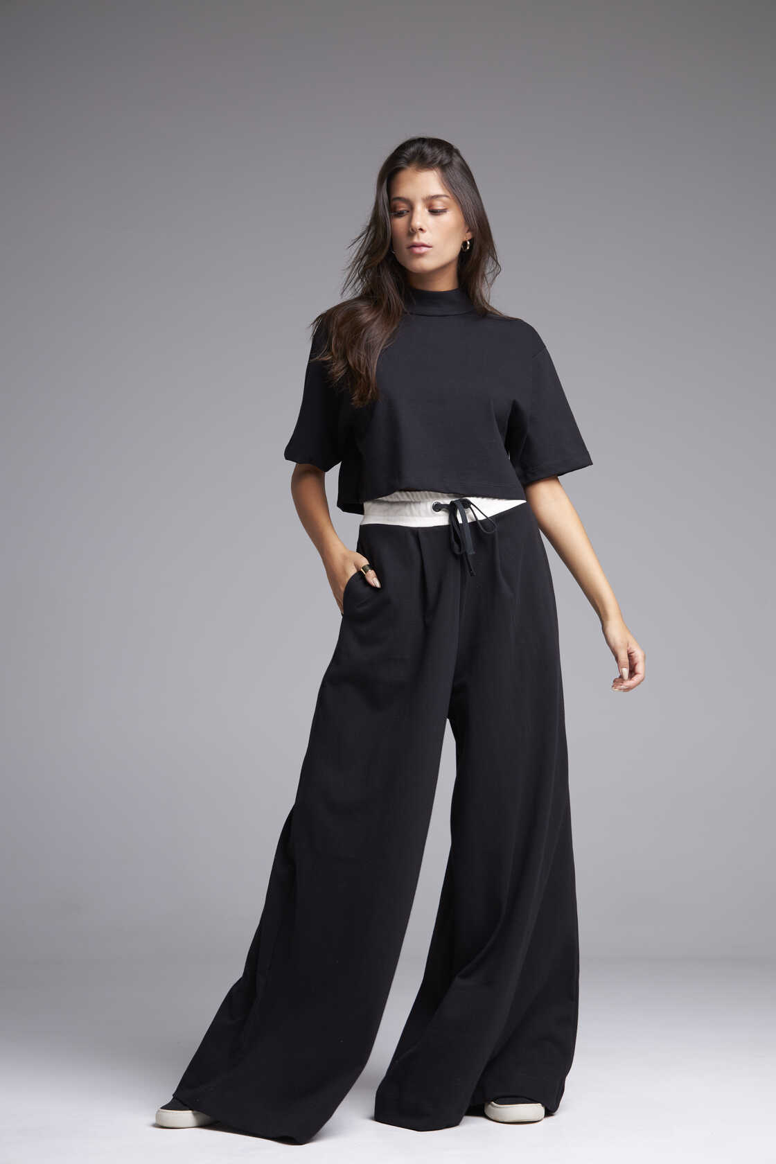 Harmonia Crop Top - Black