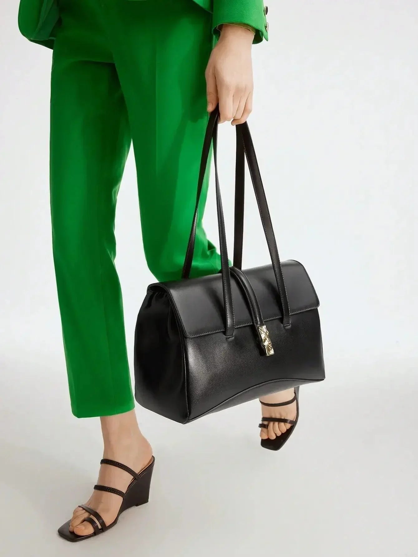 Fiorella Women’s Shoulder Bag