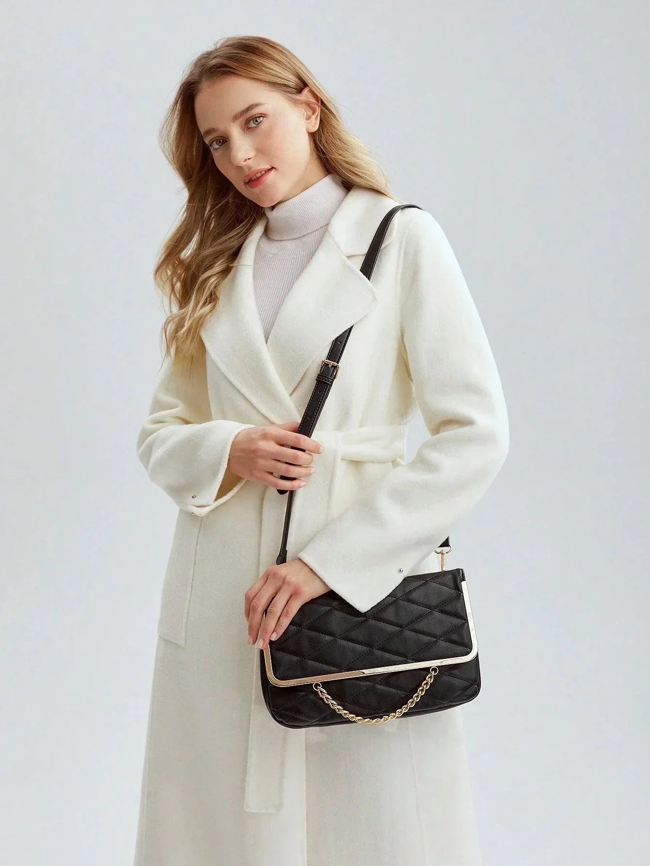 Crossbody Bag with Flap and Chain - Aurelia