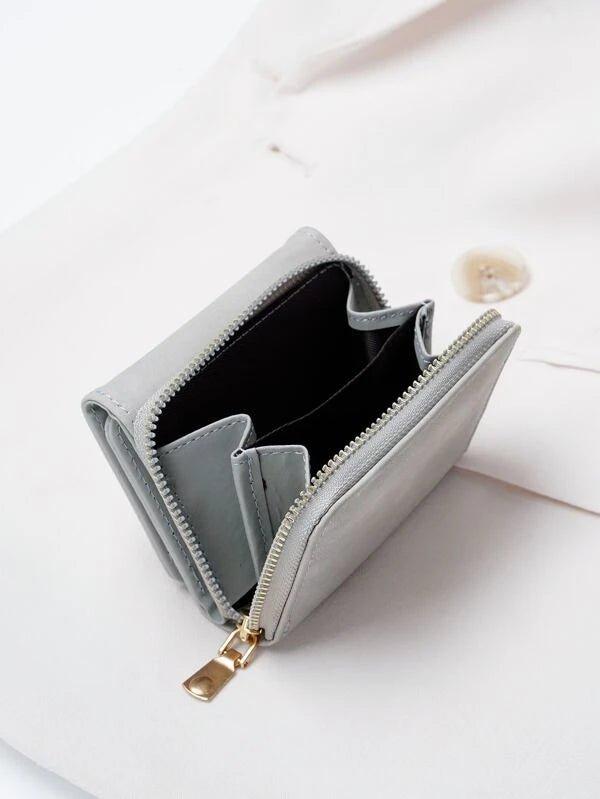 Small Minimalist Wallet with Coin Pocket