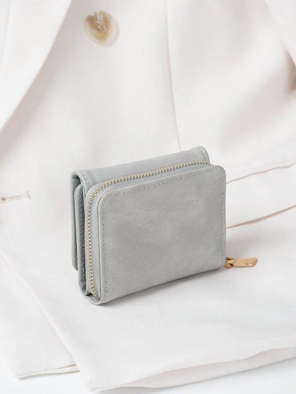 Small Minimalist Wallet with Coin Pocket